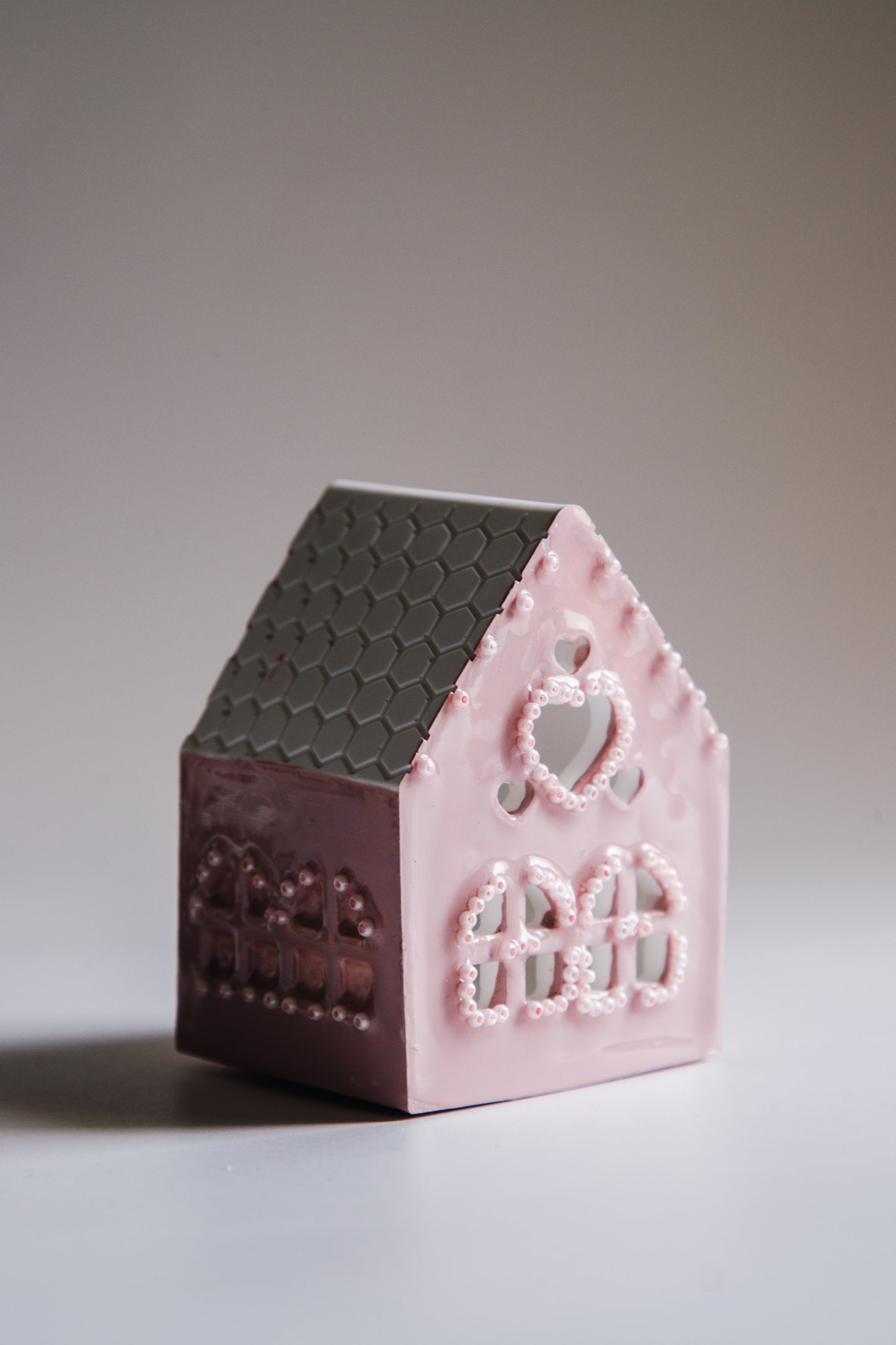 Mini House Tealight Holder (pink)